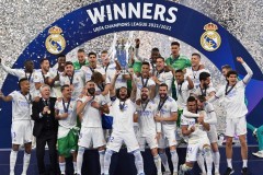 登贝莱金球奖荣耀时刻：泪水中诠释足球梦想